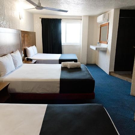 Hotel Central Irapuato - Hotel En Irapuato Bagian luar foto