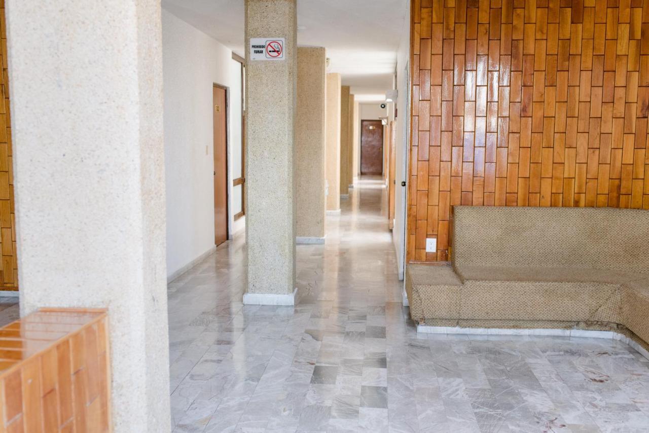 Hotel Central Irapuato - Hotel En Irapuato Bagian luar foto