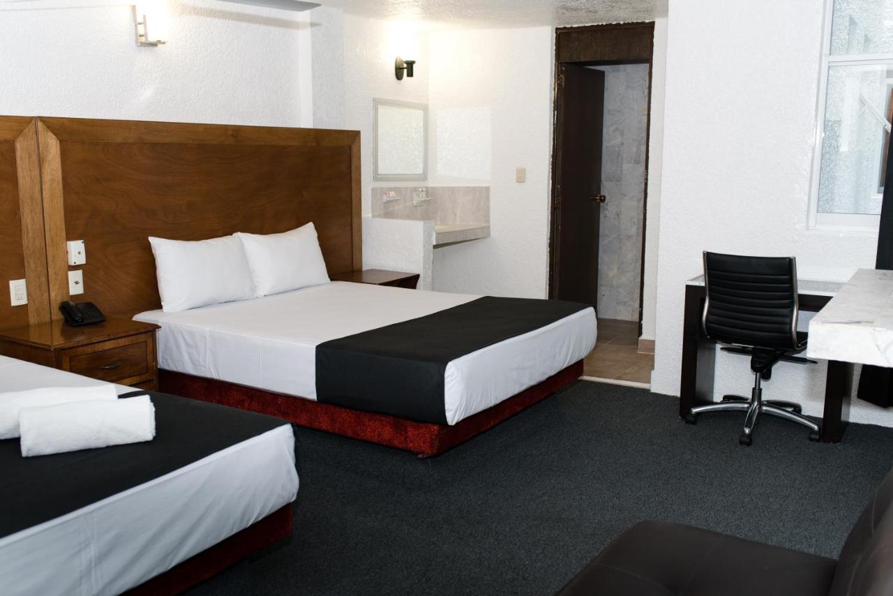 Hotel Central Irapuato - Hotel En Irapuato Bagian luar foto